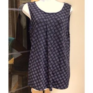 Ann Taylor ladies tank top.. EUC.